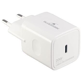 Bluestork PW-NB-20-C El BS-PW-NB-20-C está diseñado para mejorar su comodidad y productividad. Tecnología de carga rápida. La tecnología de transmisión de potencia de alta velocidad le permite maximizar la eficiencia de la carga. Protección activa contra sobretensiones, picos de corriente y cortocircuitos.Certificada para cumplir todas las normas de protección eléctrica, esta fuente de alimentación incluye protección adicional para un uso aún más seguro. Puede cargar su smartphone, teléfono móvil,...