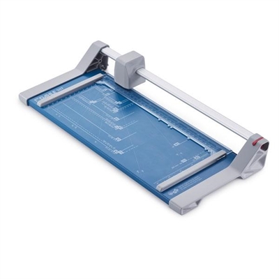 Dahle 00507-24040 Cizalla De Rodillo Con Cuchilla De Acero Circular Cabezal De Plastico Cerrado Y Cuchilla Inferior Rectificada Para Cortes Precisos. Su Longitud De Corte Es De 320 Mm Su Capacidad De 08 Mm Y El Prensado Automatico. Medidas: 44 X 211 Cm.