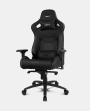 Drift DR600BK Reposabrazos 4DLa DR600 es una silla ergonómica tamaño XL que cuenta con reposabrazos 4D para una comodidad total, pudiéndose ajustar en altura, de izquierda a derecha, hacia delante o hacia atrás y en ángulo lateral. Con esta silla gaming extra wide podrás sentarte como quieras.Diseño extra widePara la máxima resistencia y durabilidad, la DR600 cuenta con una robusta estructura de metal, con foam revestido de poliuretano de alta calidad, pudiendo soportar hasta 150 kilos. Este modelo de Drift es una silla gaming extra ancha: con refuerzos de espuma tanto en el asiento como en el respaldo, la DR600 será tu mejor aliada, garantizando el mayor confort incluso en las largas sesiones de juego.Pistón de gas de clase 4La DR600 asegura la máxima estabilidad y la mayor resistencia. Perfecta para un uso continuado, esta silla para jugar o trabajar cuenta con un pistón de gas de Clase 4 que aguanta las más intensas jornadas de uso.Ruedas silenciosasMuévete como quieras en cualquier superficie gracias a unas ruedas silenciosas de nylon y poliuretano. Las ruedas de 60 mm personalizadas con el logo de Drift se distribuyen en torno a su amplia base, asegurando una total estabilidad.Mecanismo ergonómicoPosee un mecanismo de doble acción con función de balanceo, llamado mecanismo frog, que hace que el peso del cuerpo se distribuya de manera uniforme, lo que ayuda a mantener una postura corporal adecuada.Altura regulableLa DR600 puede ajustarse en altura, adaptándose a la mesa gaming o escritorio sin problemas.Respaldo reclinableJuega, trabaja, estudia o descansa en la postura que quieras gracias a un respaldo reclinable hasta los 135 grados, que podrás bloquear en el ángulo que desees, cuidando así la espalda en todo momento.Apoyo lumbar & cervicalPor otro lado, la Drift DR600 cuenta con cojines lumbar y cervical para asegurar una óptima postura corporal durante horas y horas de juego.