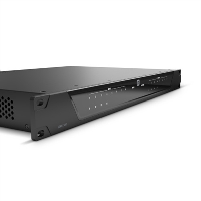 Ld-Systems LDZONEX1212 Las instalaciones son cada vez más complejas. Mientras que antes los micrófonos y altavoces se tenían que cambiar e incluso instalar a mano, ahora hay opciones de direccionamiento flexibles que utilizan botones de preajuste y procesos automatizados. La matriz procesadora DSP ZONE X 1212 de LD Systems permite todo eso y más.Con su arquitectura híbrida DSP, el ZONE X 1212 puede adaptar un sistema de sonido a diferentes circunstancias y posibles usos. Elige una de las diferentes plantillas DSP y utiliza el planificador de eventos para crear procesos de trabajo gestionados por calendario con opciones de preajuste automatizadas. Todo lo que necesitas: Están disponibles doce entradas de micrófono y línea balanceadas con preamplificadores de micrófono de bajo ruido y alimentación fantasma de 48 V conmutable independiente, además de doce salidas de línea balanceadas. También hay ocho puertos lógicos GPI y GPO que pueden usarse, por ejemplo, para procesos automatizados y para la integración de dispositivos de terceros.El panel frontal, con solo una unidad de rack, tiene un aspecto muy ordenado. EL ZONE X 1212 es fácil de montar y gestionar a través de Ethernet con el software universal Xilica Designer (Mac/Windows), que da una visión general de todas las conexiones y ajustes. Se puede instalar una tarjeta Ethernet + Dante con 64 x 64 canales como opción de actualización para aplicaciones de audio sobre IP. El estándar Dante abre un mundo nuevo de dispositivos compatibles de diferentes fabricantes para todas las aplicaciones imaginables.Desde el direccionamiento y procesamiento de diferentes grupos de micrófono y altavoz en una iglesia, por ejemplo, hasta instalaciones complejas de varias zonas con un direccionamiento gestionado por calendario para distintas configuraciones. El ZONE X 1212 lo hace todo posible.