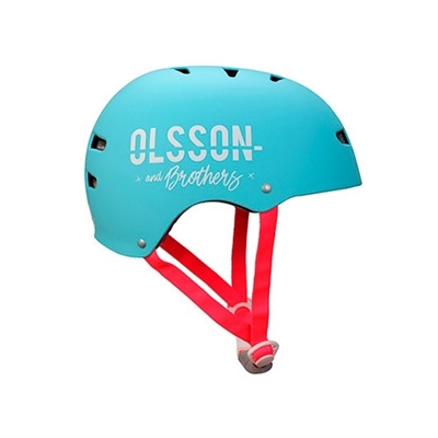 Olsson S02CM0029 Este casco fabricado en material ABS te protege contra golpes pequeÃ±os en la cabeza causados por accidentes con patinetes elÃ©ctricos, bicicletas, etc.