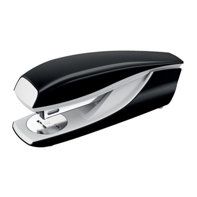 Petrus 623375 Grapadora De Oficina Metalica De Color Negro. Es Compatible Con Grapas 22/6 24/6 Y 26/6. Profundidad De 40 Mm. Dispone De Diferentes Tipos De Grapado: Abierto Cerrado Y Clavado Y Su Capacidad Es De Hasta 30 Hojas.