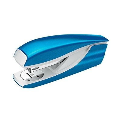 Petrus 623593 Grapadora Petrus Mod 635 Wow Azul Metalizada Capacidad 30 Hojas - Tipología: Grapadora; Material: Metal Vaciado A Presión; Color: Azul; Cantidad Por Paquete: 1 Nr; Formato De Venta: Unitario; Capacidad De Grapado (Hojas): 30; Tipo De Grapa: Serie 24/6 Mm