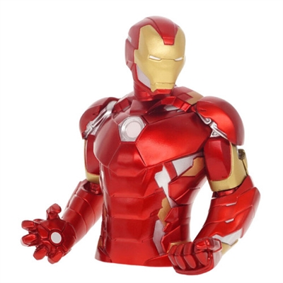 Redstring 68751 Hucha Busto Iron Man 20 cm.Material de fabricación: PVC 100%. Dispone de un pequeño tapón en la parte inferior para su fácil apertura.