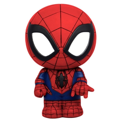 Redstring 69159 Hucha figura de Spider Man 20 cm.Material de fabricación: PVC 100%. Dispone de un pequeño tapón en la parte inferior para su fácil apertura.