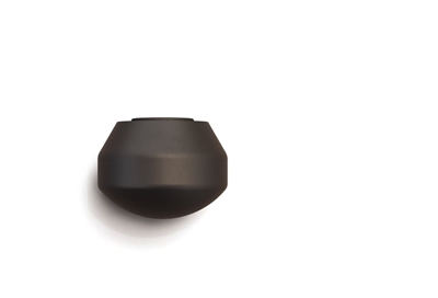 Therabody TG0003969-3A50 Siéntete mejor durante todo el día con Theragun Relief, tu dispositivo de masaje percusivo para ofrecerte comodidad diaria. Cómodo y ligero, el Theragun Relief es nuestro dispositivo más fácil de usar que utiliza una terapia de masaje percusivo científicamente probada para proporcionar un alivio rápido y eficaz de los dolores, las molestias, la tensión y las agujetas del día a día. La empuñadura triangular patentada ayuda a llegar a los puntos difíciles de alcanzar y los 3 cabezales especializados ayudan a tratar desde músculos grandes hasta zonas sensibles y delicadas. El Theragun Relief hace que sea más fácil que nunca sentirse mejor y mantener la actividad.Theragun Relief integra nuestra terapia de masaje percusivo más cómoda con 3 cabezales únicos, diseñados para tratar distintos tipos de dolor muscular, desde dolores y tensiones hasta contracturas rebeldes. El motor silencioso ofrece una experiencia de masaje cómoda sin generar demasiado ruido.