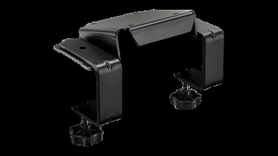 Thrustmaster 4060287 El Desk Mounting Kit es un sistema de montaje que permite utilizar la base del volante T818 adaptándola a cualquier tipo de escritorio o mesa, para una experiencia de juego sin restricciones. El sistema de montaje de metal permite una fijación robusta, para que puedas disfrutar realmente de los impresionantes efectos Force Feedback generados por tu base T818. Los tornillos incluidos con el sistema de montaje también permiten su uso en una cabina.