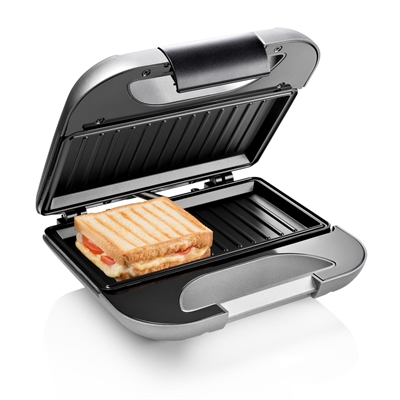 Tristar 01.127003.01.001 Sandwichera Inox Princess 27003 750W Sandwichera Deluxe Plancha Grill. Inox 750W Superficie De Coccion: 22X2cm Tapa Con Cierre De Seguridad Almacenamiento Vertical Y Horizontal Asas Frias Al Tacto Recubrimiento Antiadherente Luces Indicadoras De Alimentacion Longitu Del Cable: 085 Metros Potencia: 750W.